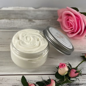 Natural Sandalwood Vanilla Body Butter -hydrating, Vegan, Organic, Moisturizer for dry skin relief and Self-Care Routine, Shea butter