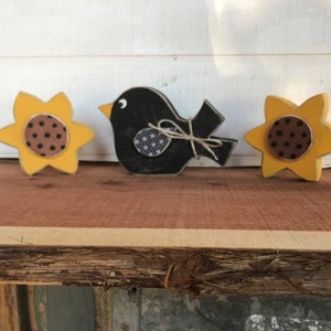 Set of 3, Wood Crow and Sunflowers, Summer Wood Decor, Tiered Tray Decor, Shelf Sitter, Summer Wood Decorations, Wooden Crow