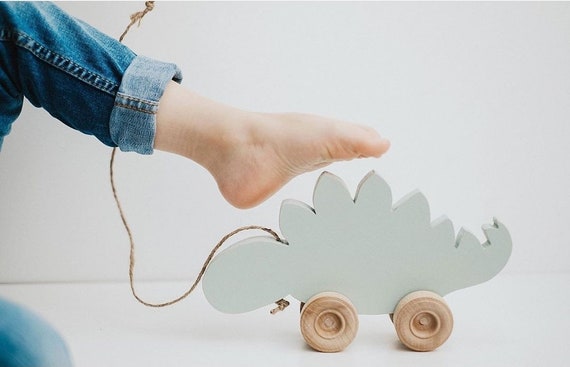 Pepito the Dino to walk