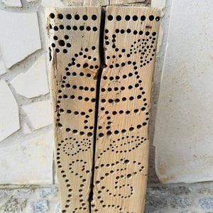Bee hotel/ wild bee hotel/ bee nesting aid/ insect hotel made of oak beams