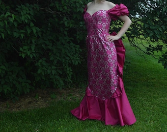 Formal Magenta, Off-Shoulder, Full-Length Dress, Vintage 1980s, Brand: Eve of Milady