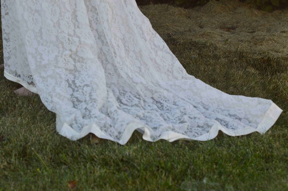 1970s Lace Empire Waist Cream Wedding Dress, Long… - image 5