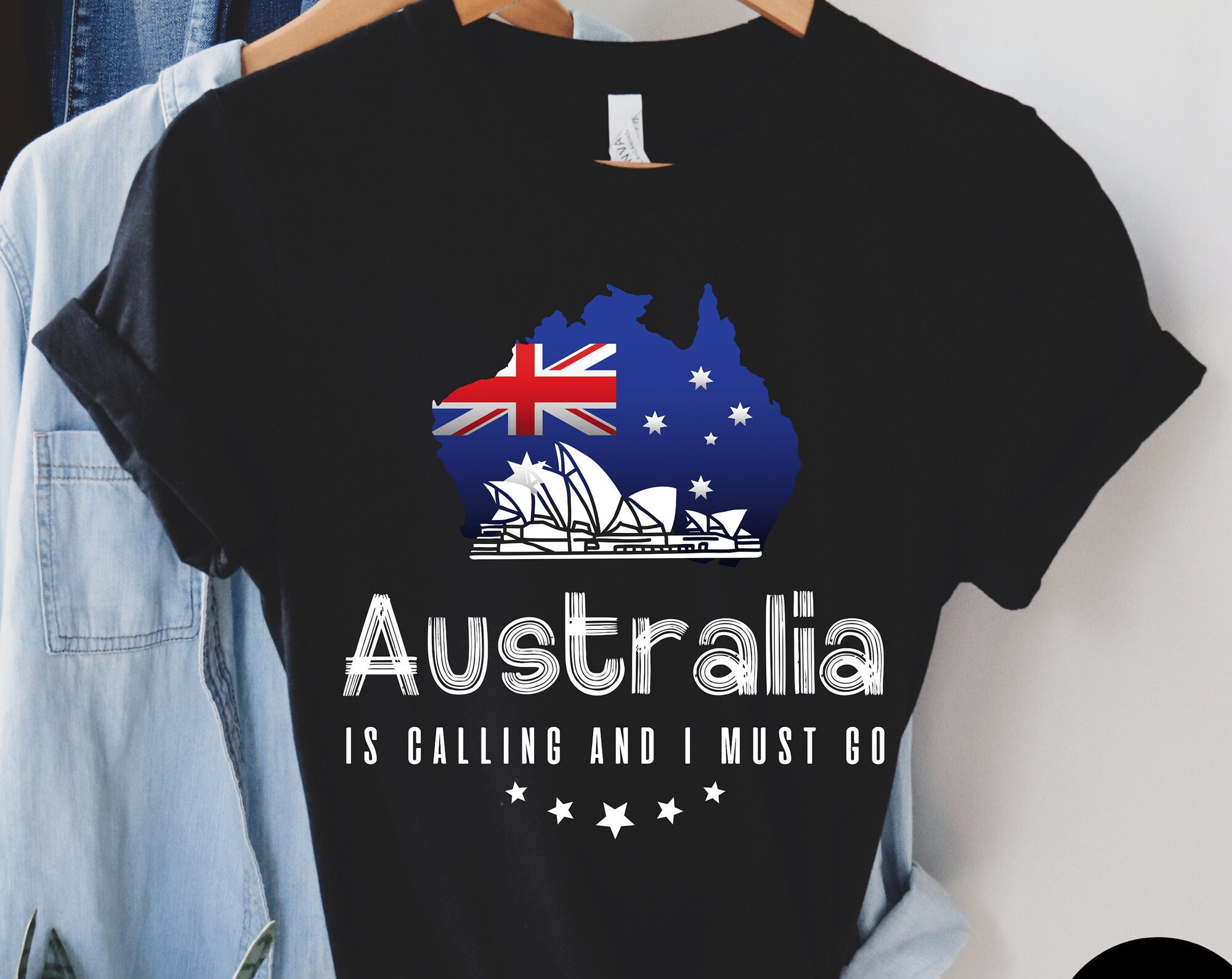 Discover Australia Is Calling And I Must Go T-Shirt