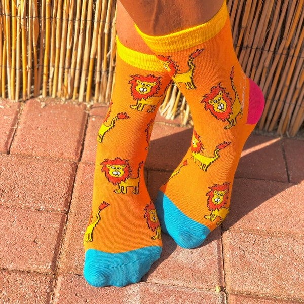 Unique Colorful LION SOCKS For Animal Lover, Happy CREW Length Socks For Men And Women Free Shipping Worldwide
