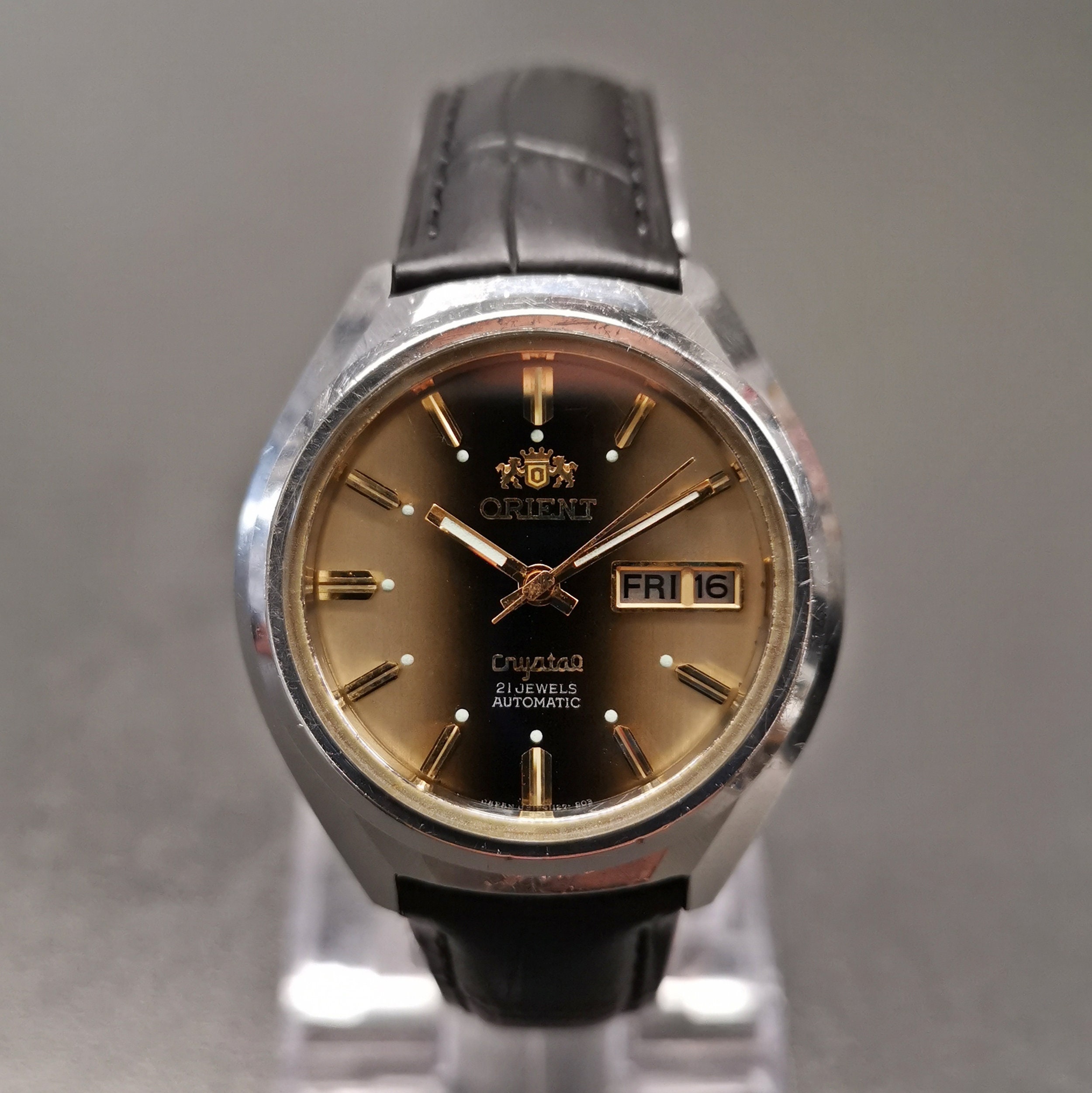 orient crystal automatic
