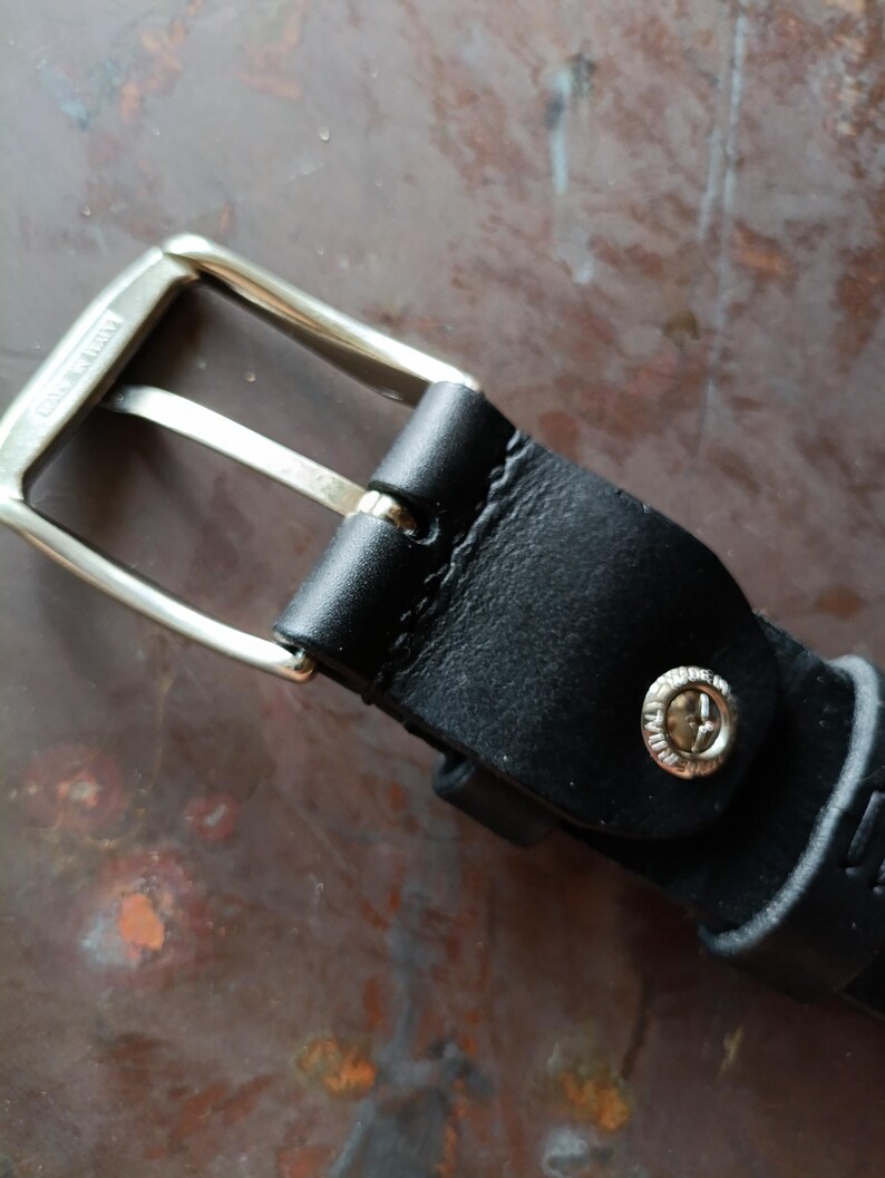Cinturón de cuero de grano completo hecho a mano, negro, hebilla plateada, 4 cm de ancho, cinturón de trabajo para hombre. imagen 13
