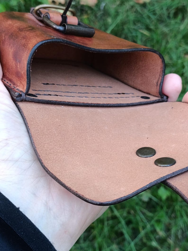 Handmade Leather Belt Pouch, EDC Waist Bag, Coin Card Holder image 15