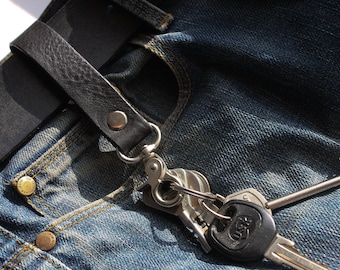 Handmade Black Leather Belt Clip Keyring – Gift For Men