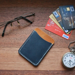 Handmade Leather Card Holder Wallet: Minimalist Design
