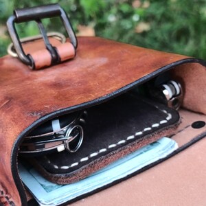 Handmade Leather Belt Pouch, EDC Waist Bag, Coin Card Holder image 16
