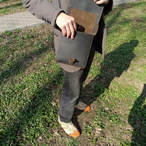 Handmade Leather Crossbody Bag: Small Messenger Shoulder Bag. image 5