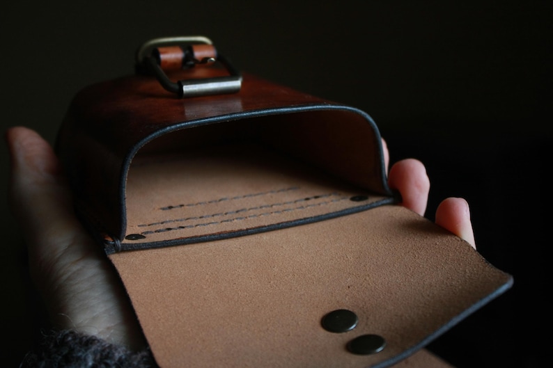 Handmade Leather Belt Pouch, EDC Waist Bag, Coin Card Holder image 5