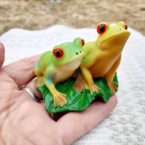 Grenouilles de figurine de souvenir en plastique, figurine d&#39;animal, grenouilles mignonnes, figurine de cru