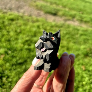 Vintage Hand-Carved Wooden Scottie Dog Figurine, Black Terrier, 1950s–70s