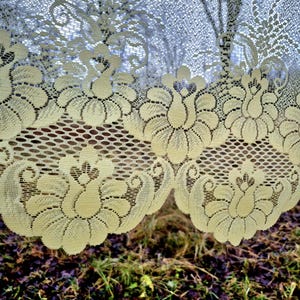 Gul spetsgardin med påfågelmönster, 240 x 50 cm, fönsterdekor i vintage-stil
