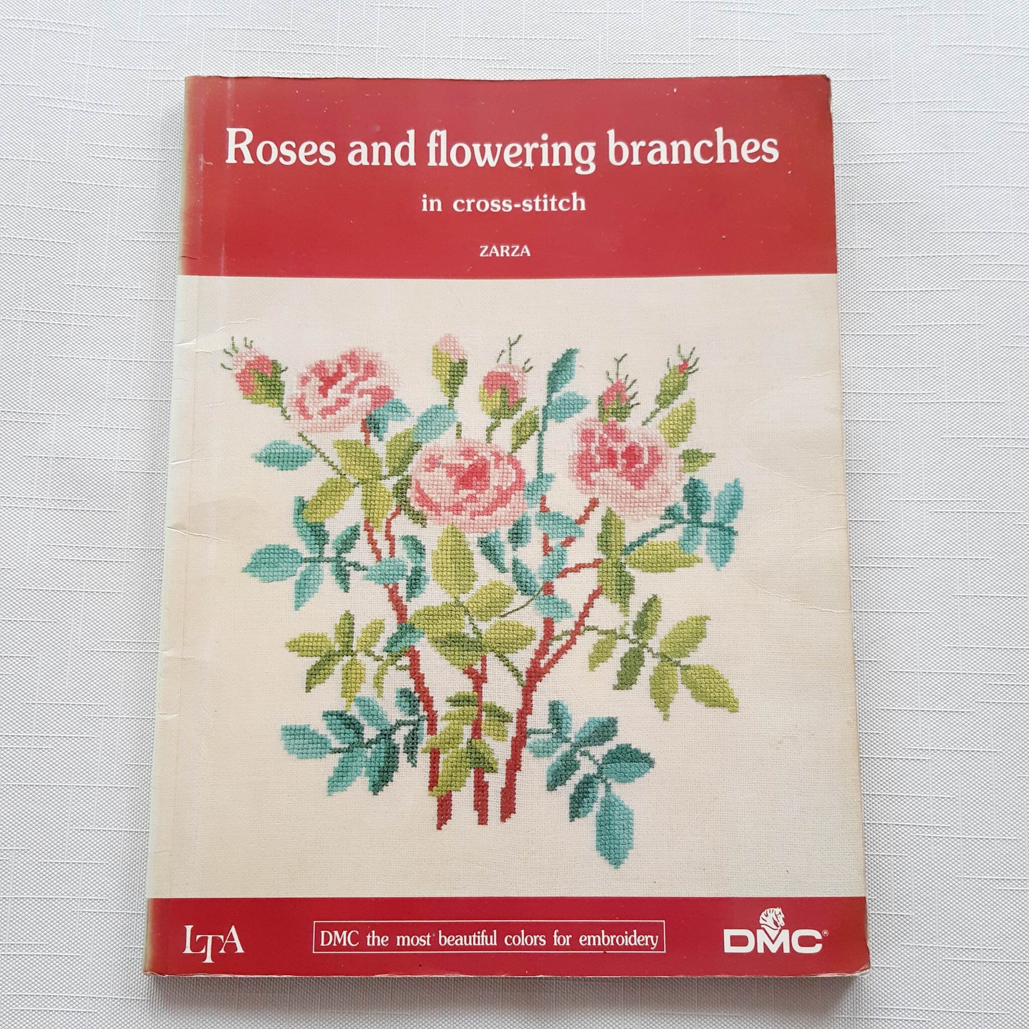 FLOWERING SHRUBS in Cross Stitch by ZARZA – Embroidery Pattern Book