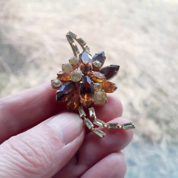Large Brown rhinestones Juliana brooch, flowers b… - image 5