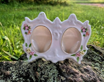 Vintage porcelain double photo frame with floral decoration, romantic Rococo style, 1980s