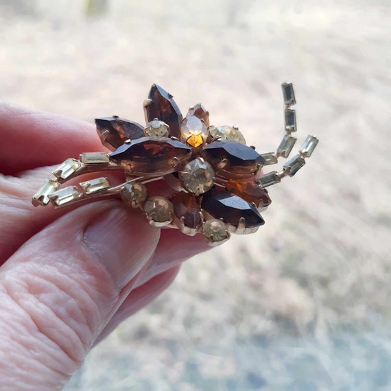 Large Brown rhinestones Juliana brooch, flowers b… - image 6