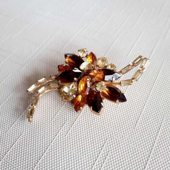 Large Brown rhinestones Juliana brooch, flowers b… - image 2