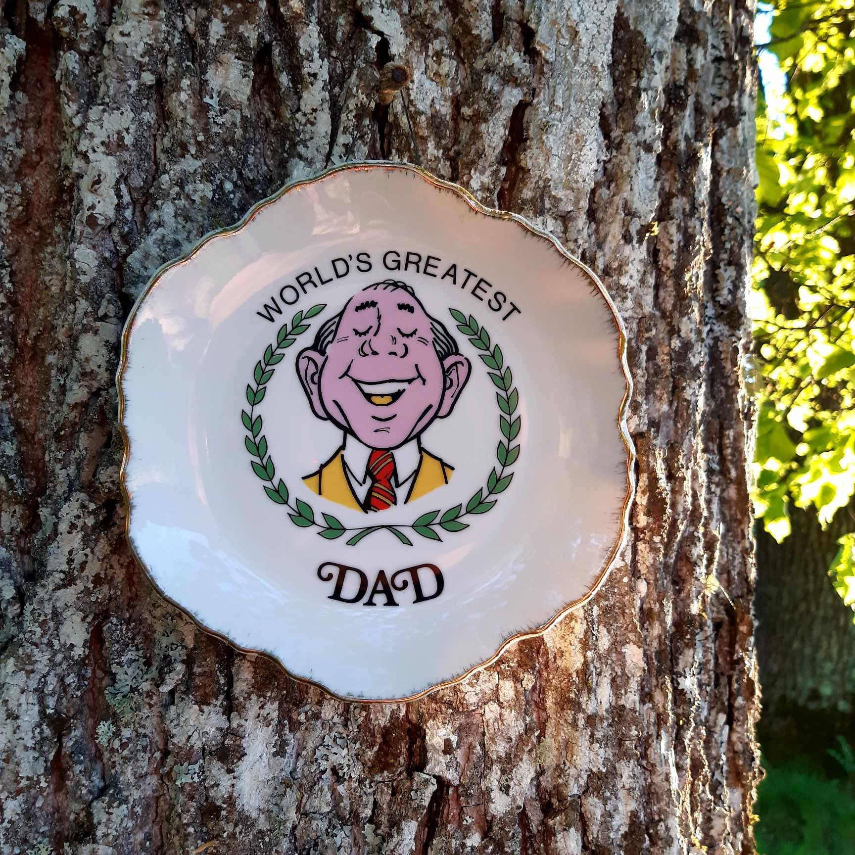Vintage Decorative Picture Plate - Worlds Greatest Dad, wall hanging, Made in Korea, gift for dad