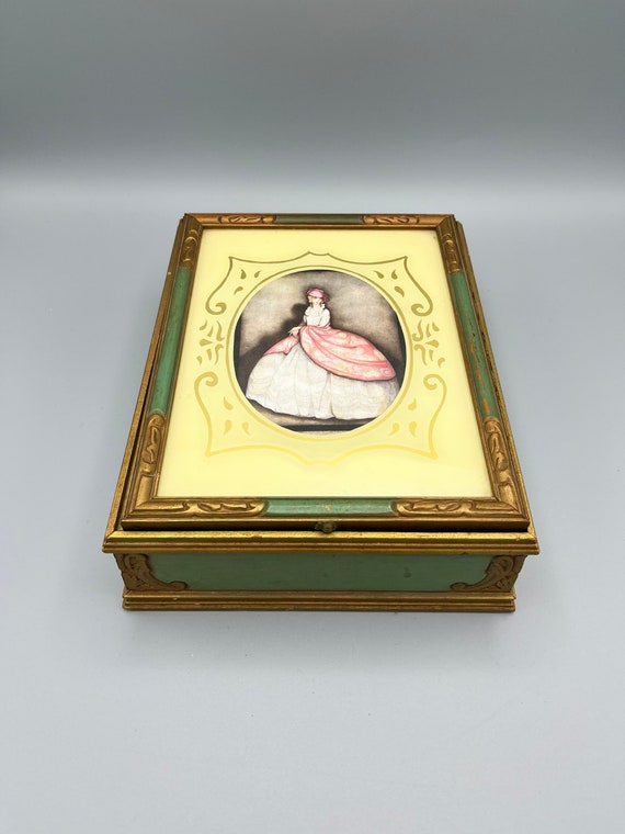 Vintage Wood Jewelry Box with Mirror Lid, Woman Design Gem