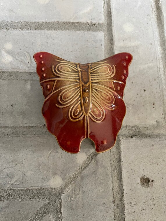 ceramic butterfly shaped Gem