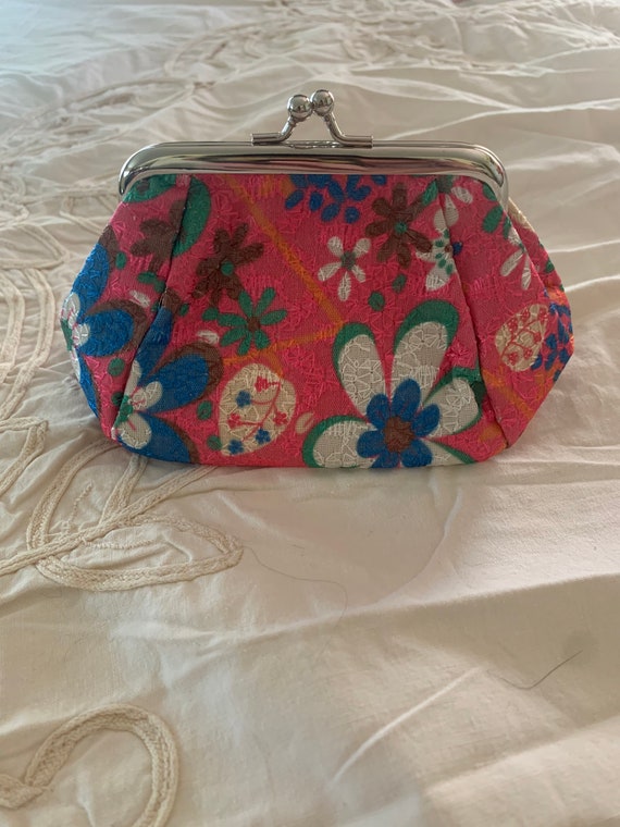 Cute 60’s Flower Child Coin Purse - image 6