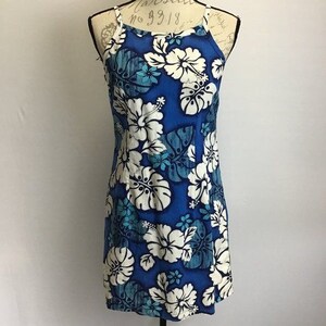 Vintage- Honu bay, Island Floral Shift dress