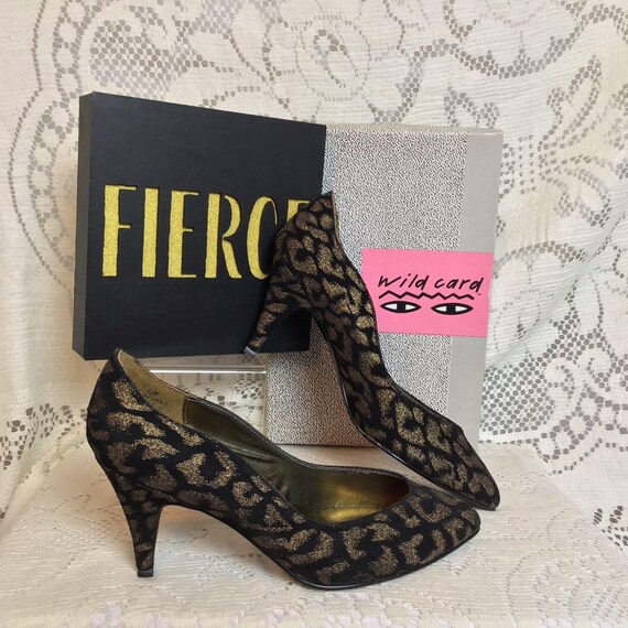 Vintage – Metallic Leopard Print Pumps - image 3