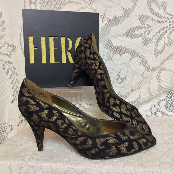 Vintage – Metallic Leopard Print Pumps - image 1