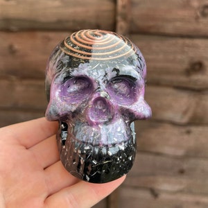 Orgonite® Skull,Orgone energy harmonizer,Shungite,Amethyst Crystals Energy buster,energy healing,sleep better,meditation,grounding