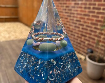 Orgonite® Pyramid Orgone Energy Aventurine Crystals,home Protection,Energy healing,Reiki healing gift,meditation,sleep better,grounding