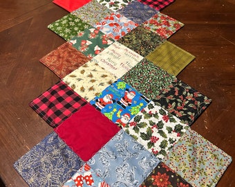 Christmas Zig Zag Runner