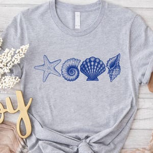 Personalized SeaShell Shirt, Beach T-Shirt, Summer Woman Shirt, Aesthetic Shirt,SeaShell T-Shirt,Summer Ocean Lover Gift,Cute Sea Animal Tee