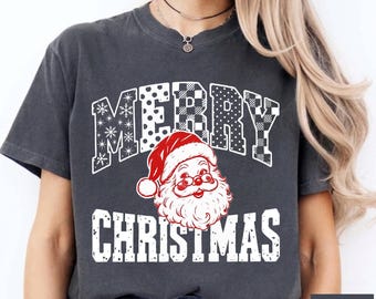 Comfort Colors© Merry Christmas Santa Shirt, Santas Favorite Womens Xmas Tee, Funny Festive Holiday Gift