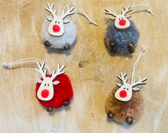 4 Pompom Festive Reindeers