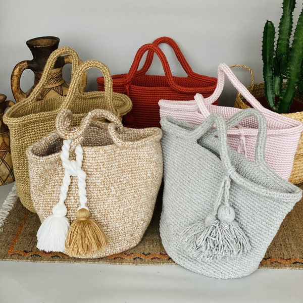 Sac cabas tressé en coton, laine ou jute avec pompom