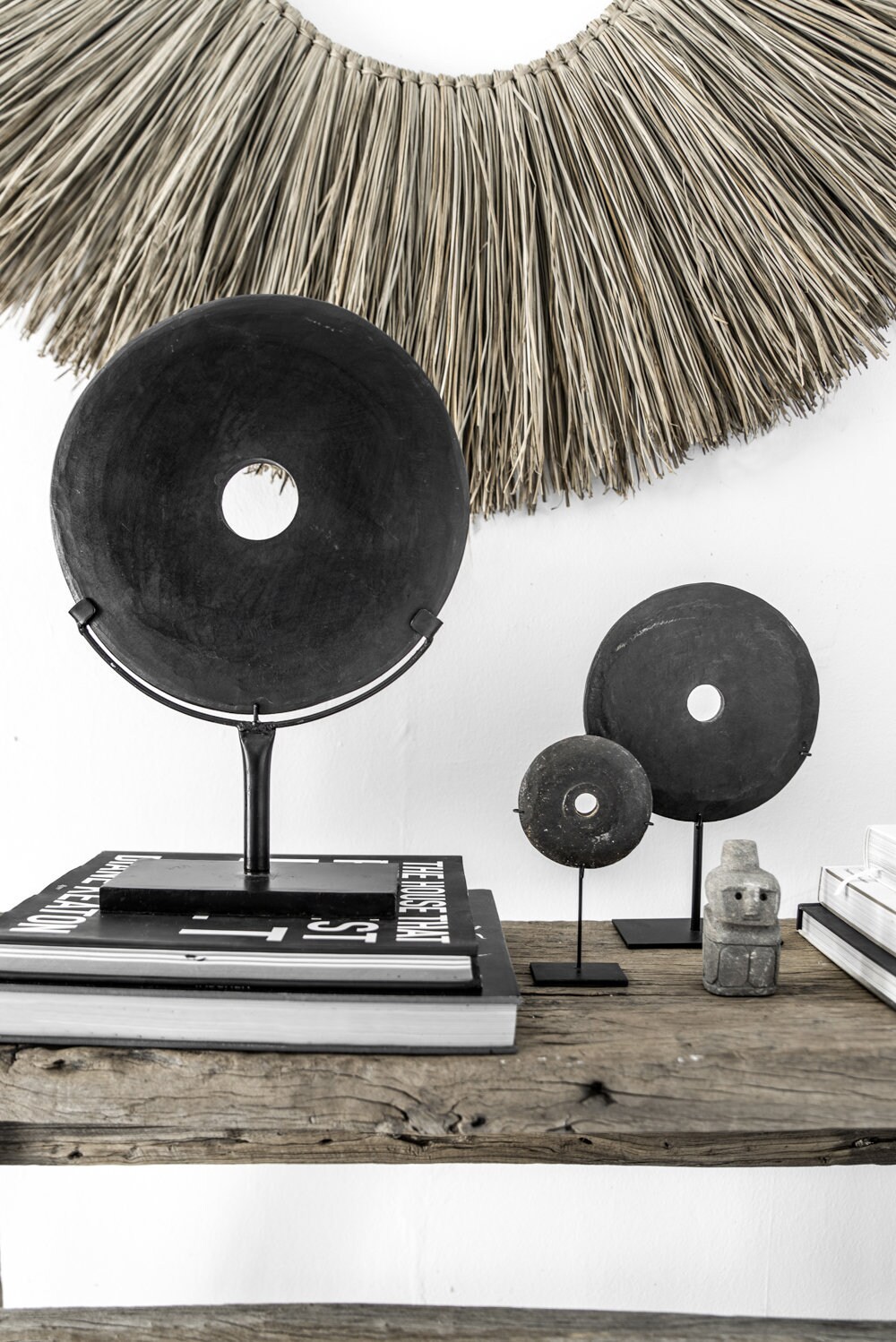 Pierre de Rivière Noir sur Pied, Décoration Bohème en Pierre - 3 Dimensions 2 Modèles