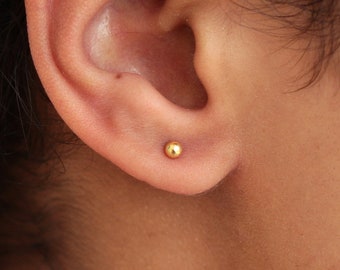 Petites puces d'oreilles, boucles plaquées or, boucles simples, boucles rondes, boucles minimalistes, boucles cartilage, clous d'oreilles