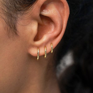 Small hoops, tiny earrings, mini hoops, minimalist jewelry, gold earrings, sterling silver, dainty hoops, huggie hoops, gold hoops