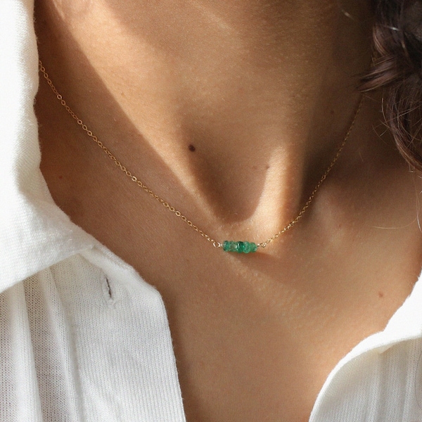 Emerald necklace, elegant jewelry, natural stone, gold filled or silver, birthstone necklace, minimalist jewelry, emerald jewelry