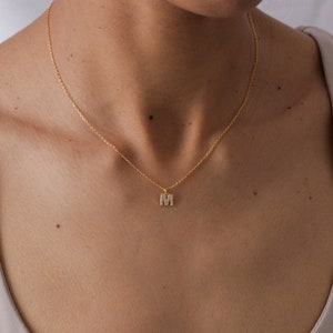 Collar de letras, collar minimalista, plata maciza, collar con iniciales, collar de oro, collar con nombre, collar de plata, collar personalizado