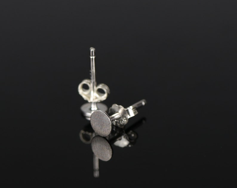 Runda örhängen, sterlingsilver, geometriska örhängen, cirkulära örhängen, minimalistiska örhängen, fina örhängen, enkla smycken bild 4