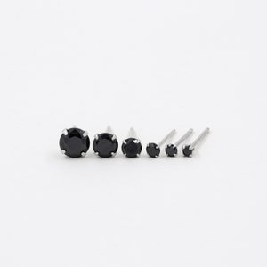 Puces 2mm, boucles d'oreille noires, boucles d'oreilles s925, puces minimalistes, petites boucles, puces minuscules, boucles d'oreilles boho image 4