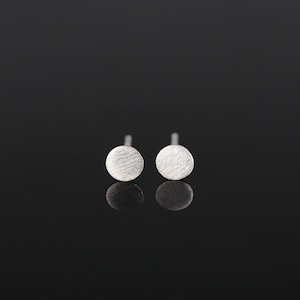 Round stud earrings, sterling silver earrings, geometric earrings, circle earrings, minimalist earrings, dainty earrings, simple jewelry