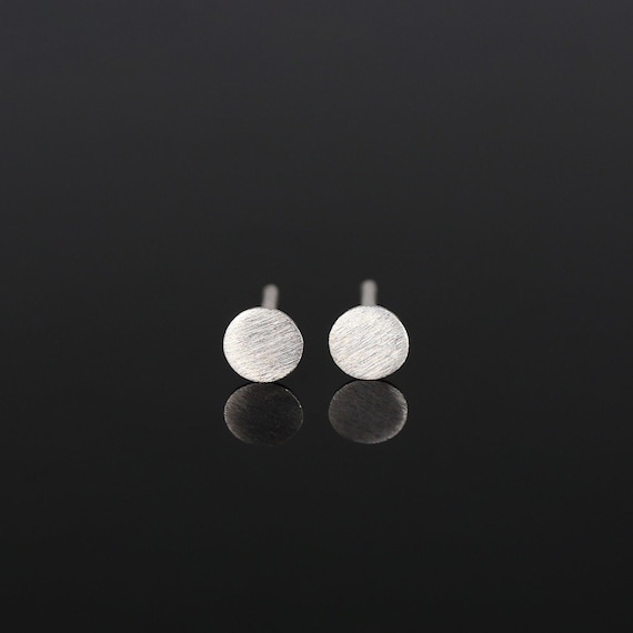 Boucles d'oreilles rondes, argent massif, boucles géométriques, boucles cercle, boucles minimalistes, boucles délicates, bijou simple