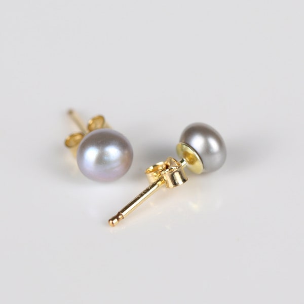 Puces or 14k, puces perles de culture, perles authentiques, puces 4-5mm, boucles d'oreilles or, perle grise, clou oreille, puce minimaliste