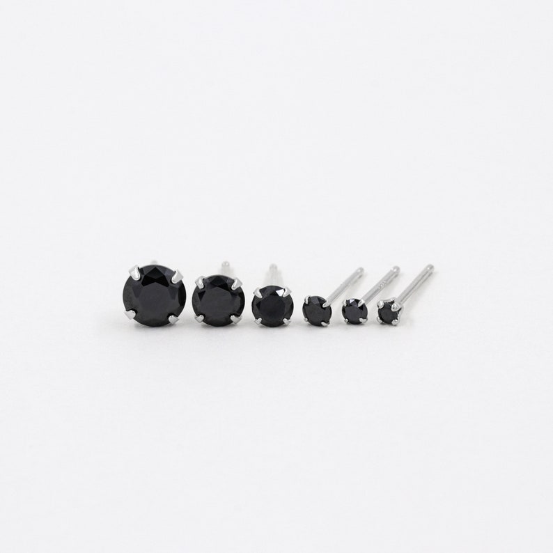 Boucles d'oreilles noires, diamant noir, boucles d'oreilles or, boucles argent, argent massif, boucles minimalistes, boucles simples image 4