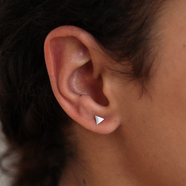 Triangle stud earrings, geometric earrings, minimalist earrings, sterling silver studs, simple earrings, women jewelry, silver jewelry